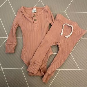 Little One Shop Rose Ribbed Outfit